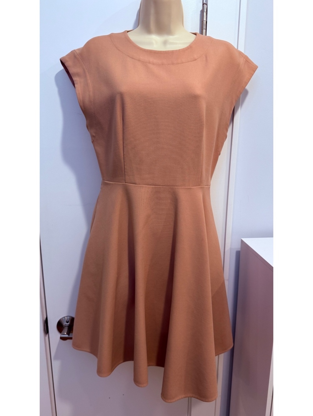Tibi Women's Fit & Flare Dress Size 2 in Dusty Rose